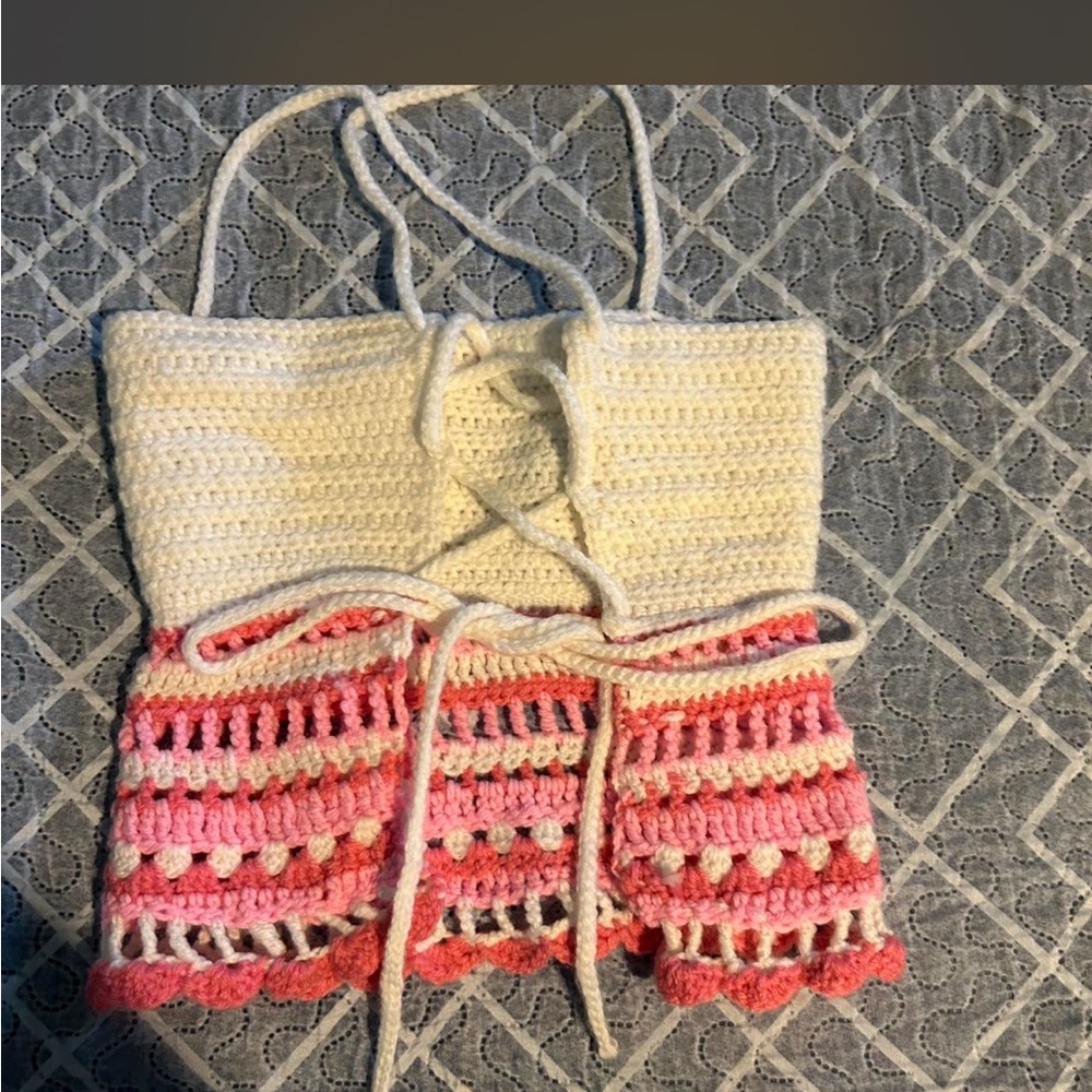 Handmade crochet top - Picture 3 of 3